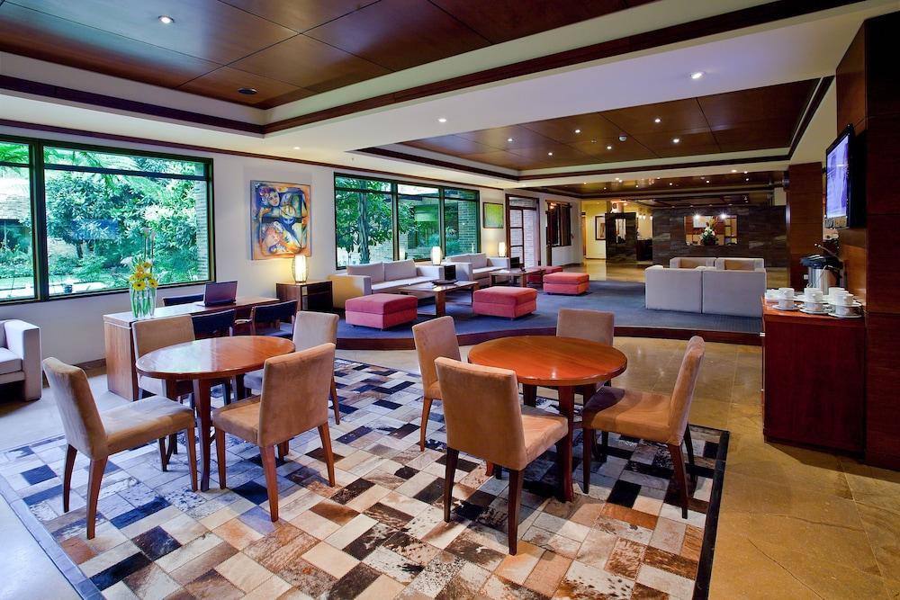 Hotel Habitel Prime Богота Экстерьер фото